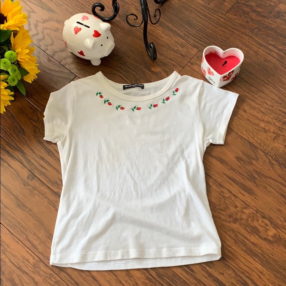 Brandy Melville white t shirt